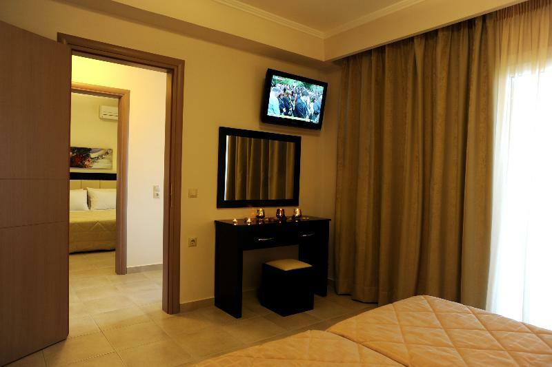 Mamfredas Luxury Resort Planos  Bagian luar foto